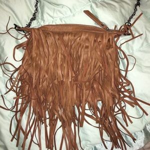 Fringe crossbody bag madden girl